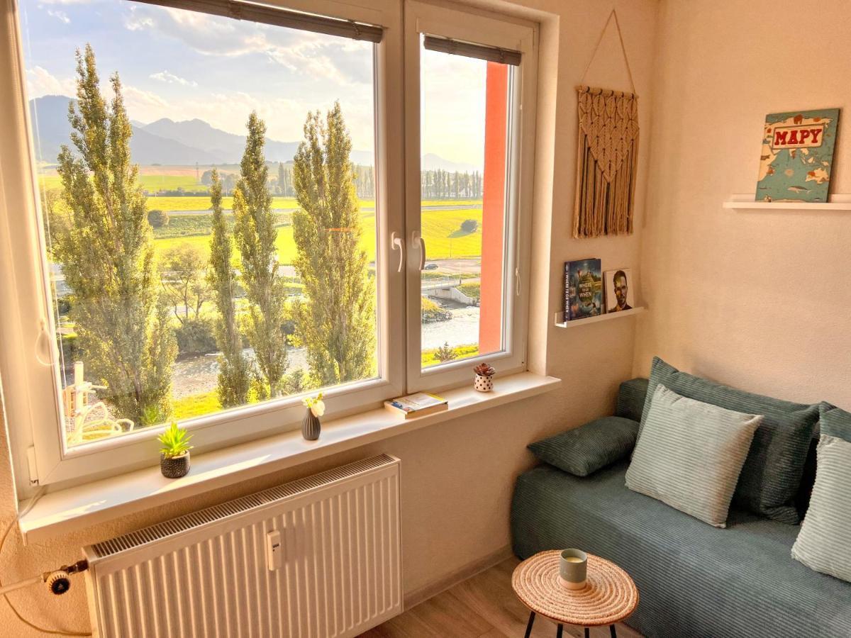 Little View Apartment Liptovsky Mikulas Luaran gambar